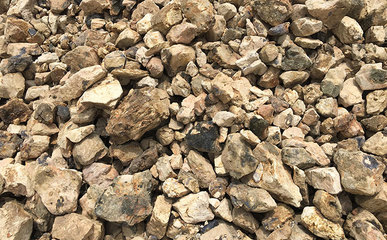 铝土矿残渣“赤泥”转化为生产性土壤的试验探讨及其在石化电力设备及配件中的潜在应用